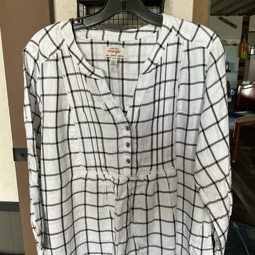 Wrangler White Windowpane Plaid Button-Front Tunic